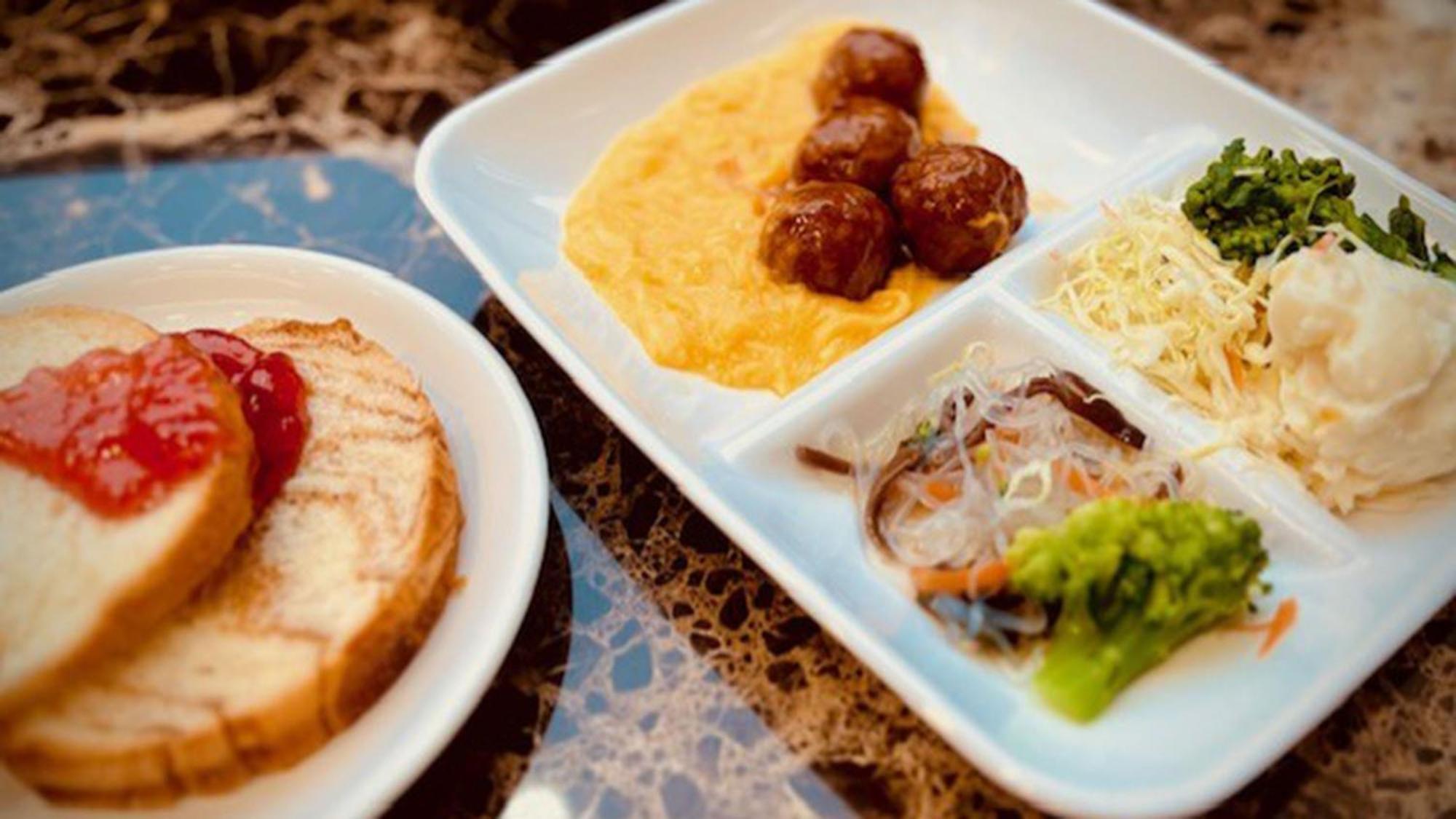 Toyoko Seibu Ikebukuro-sen Higashi-kurume-eki Nishi-guchi